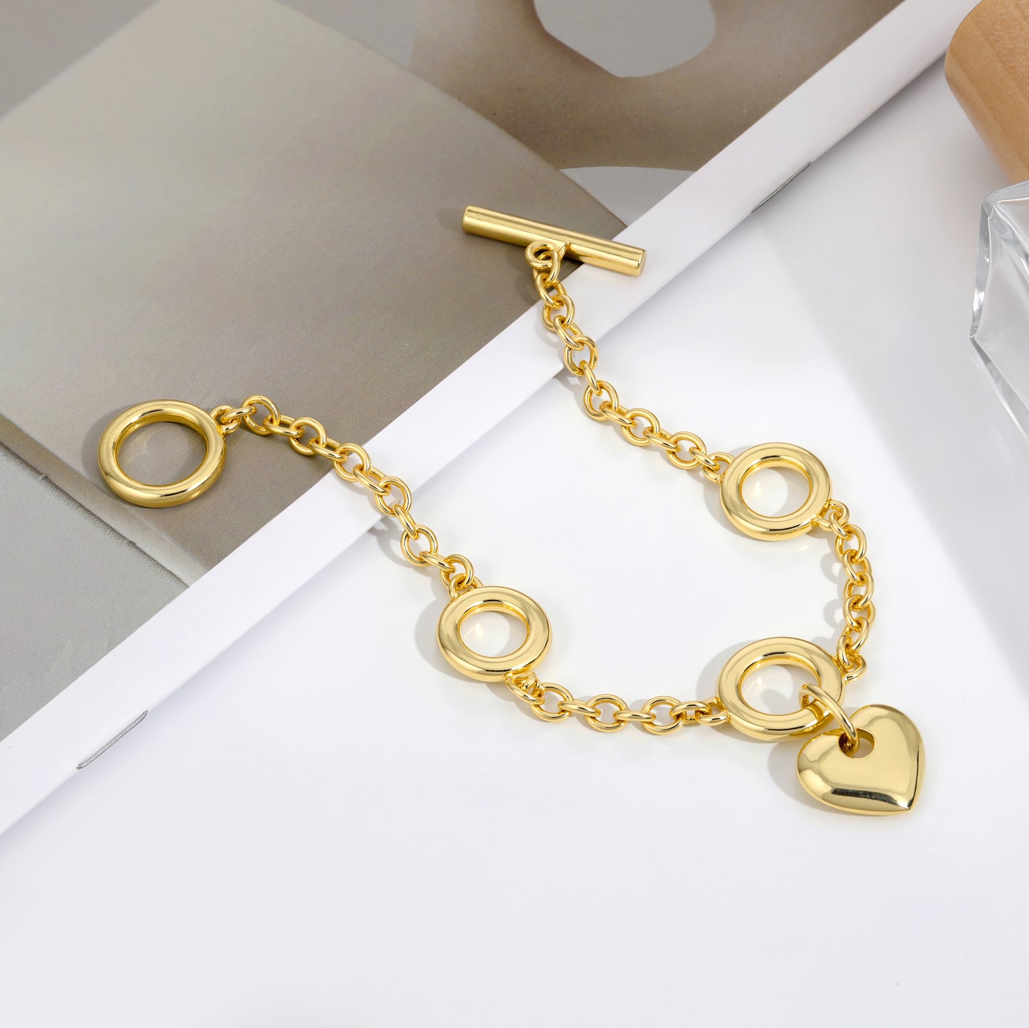 Aprilery Gold Link Bracelet for Women, Heart Bangle Bracelets Trendy Chain Gold Bracelets Jewelry