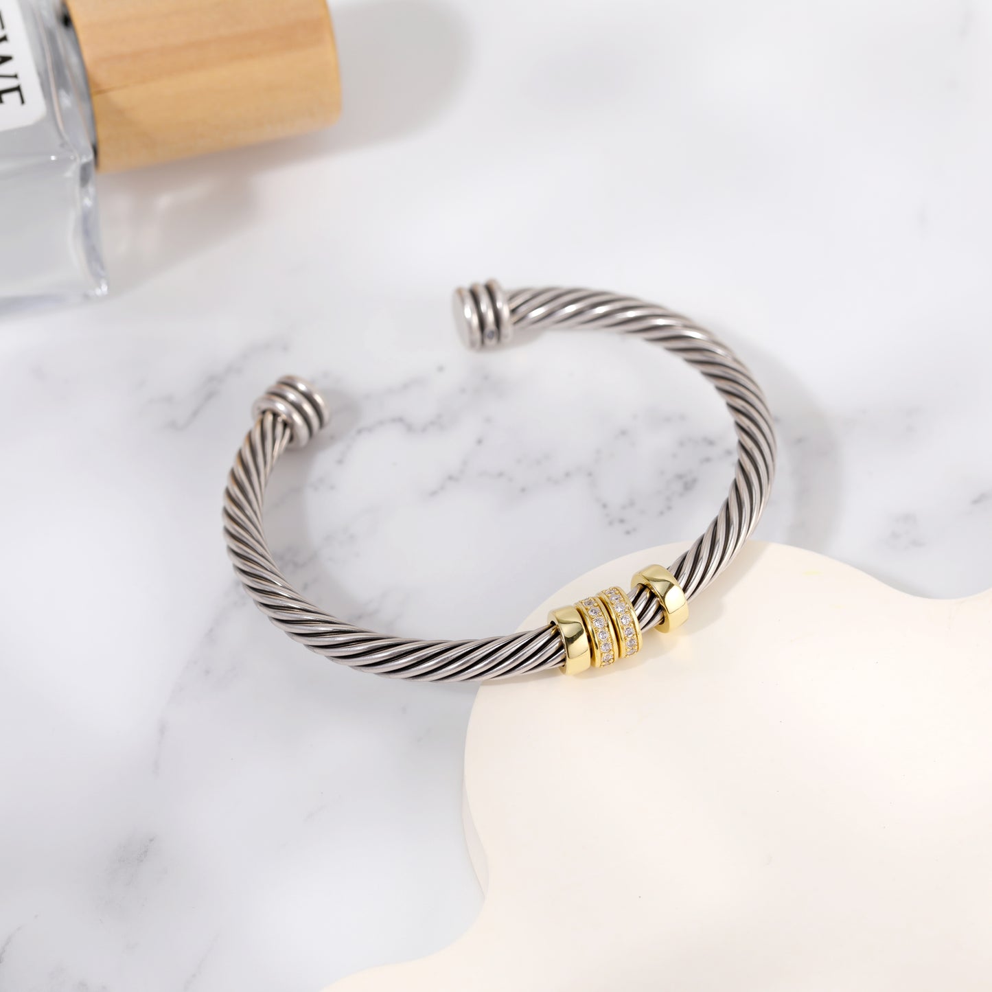 Aprilery Twisted Cable Cuff Bracelet for Women, Gold & Silver Two Tone Bangle, Trendy Mixed Metal Jewelry Gift