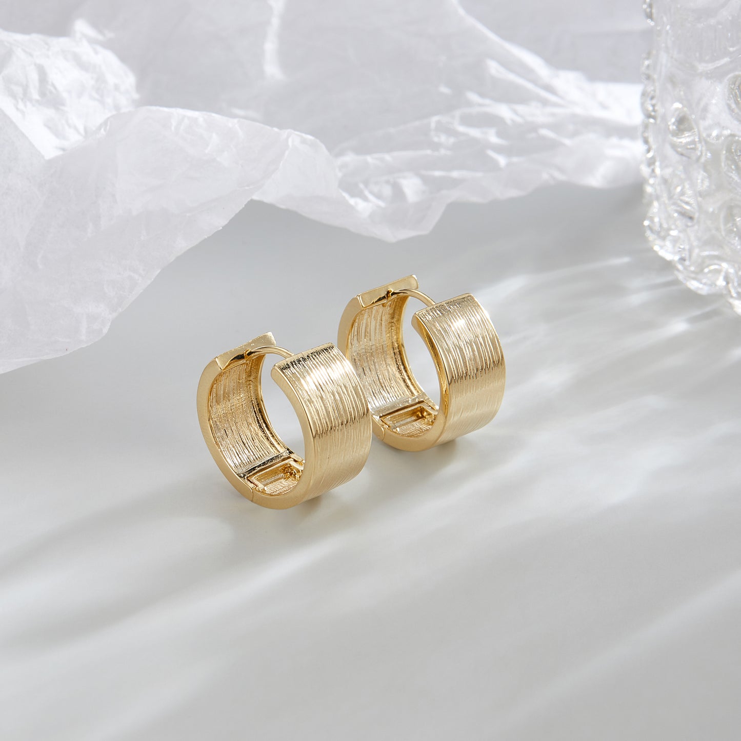 14K Gold Plated Hoop Earrings for Women, Trendy Twisted Rope Chunky Gold Hoop Earrings Cuff Lightweight Hypoallergenic Jewelry for Her