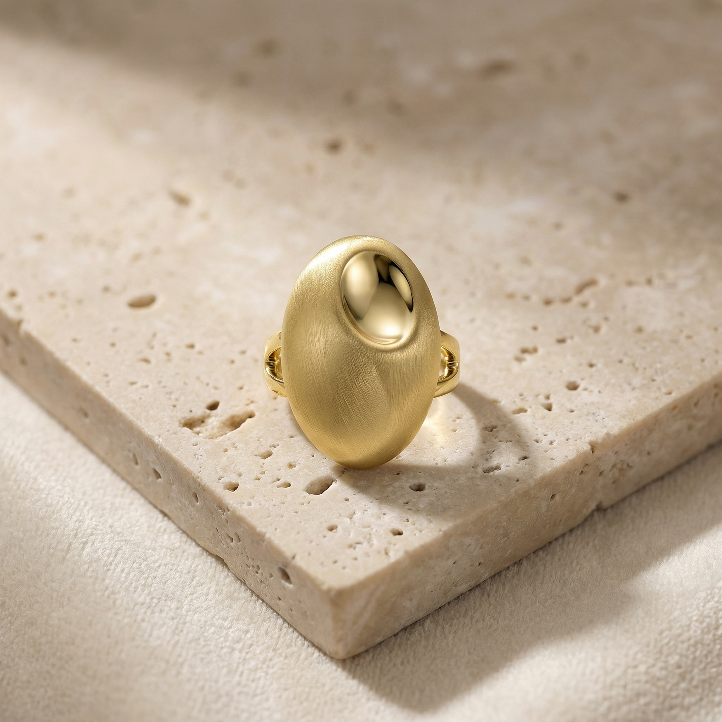 Aprilery Gold and Silver Rings for Women, Chunky Signet Statement Rings Gold Plated Band Ring Wide Metal Square Rings Cocktail Costume Jewelry