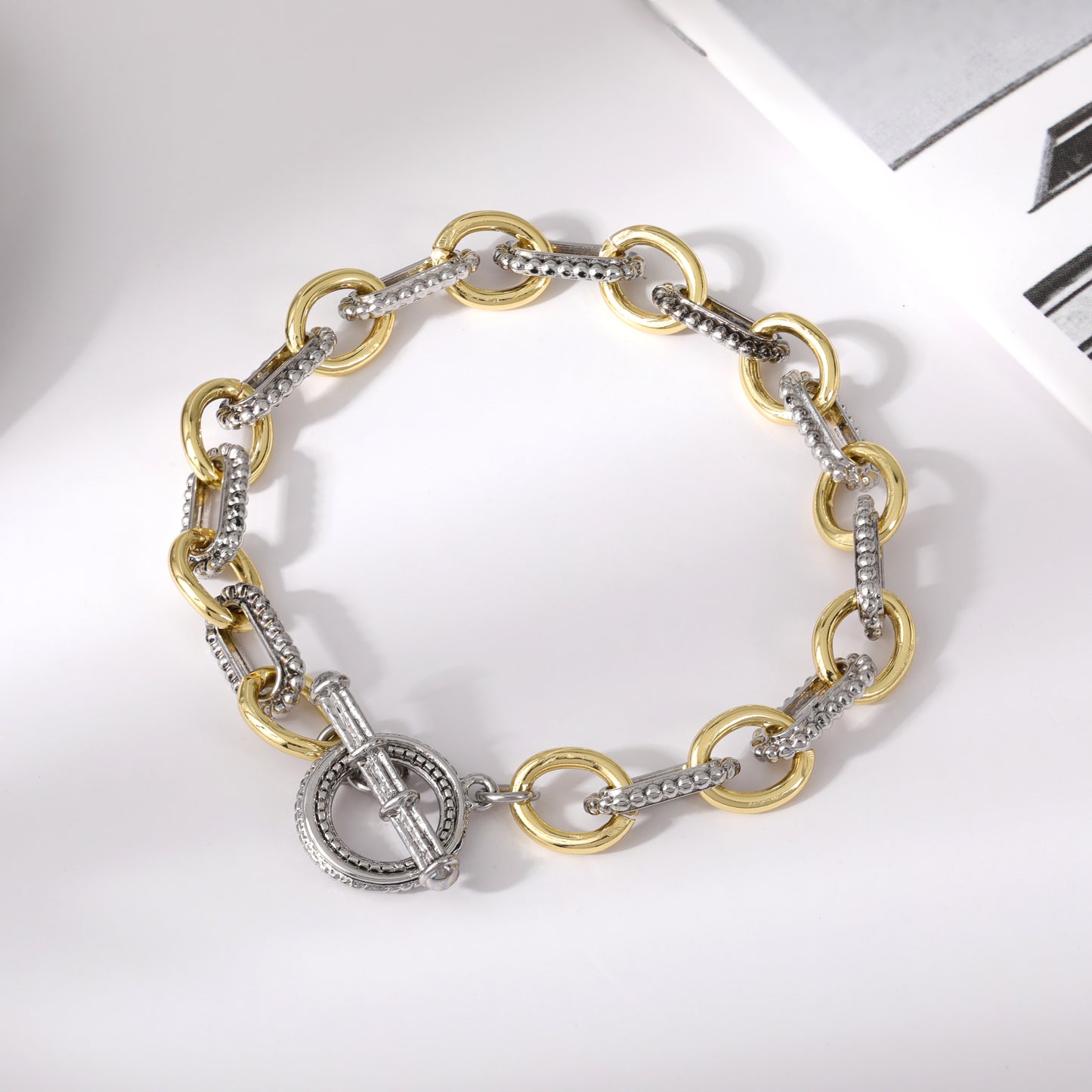 Aprilery Cable Link Bracelet for Women, Two Tone Circle Chain Bangle Link Bracelets Trendy Silver and Gold Bracelets Jewelry