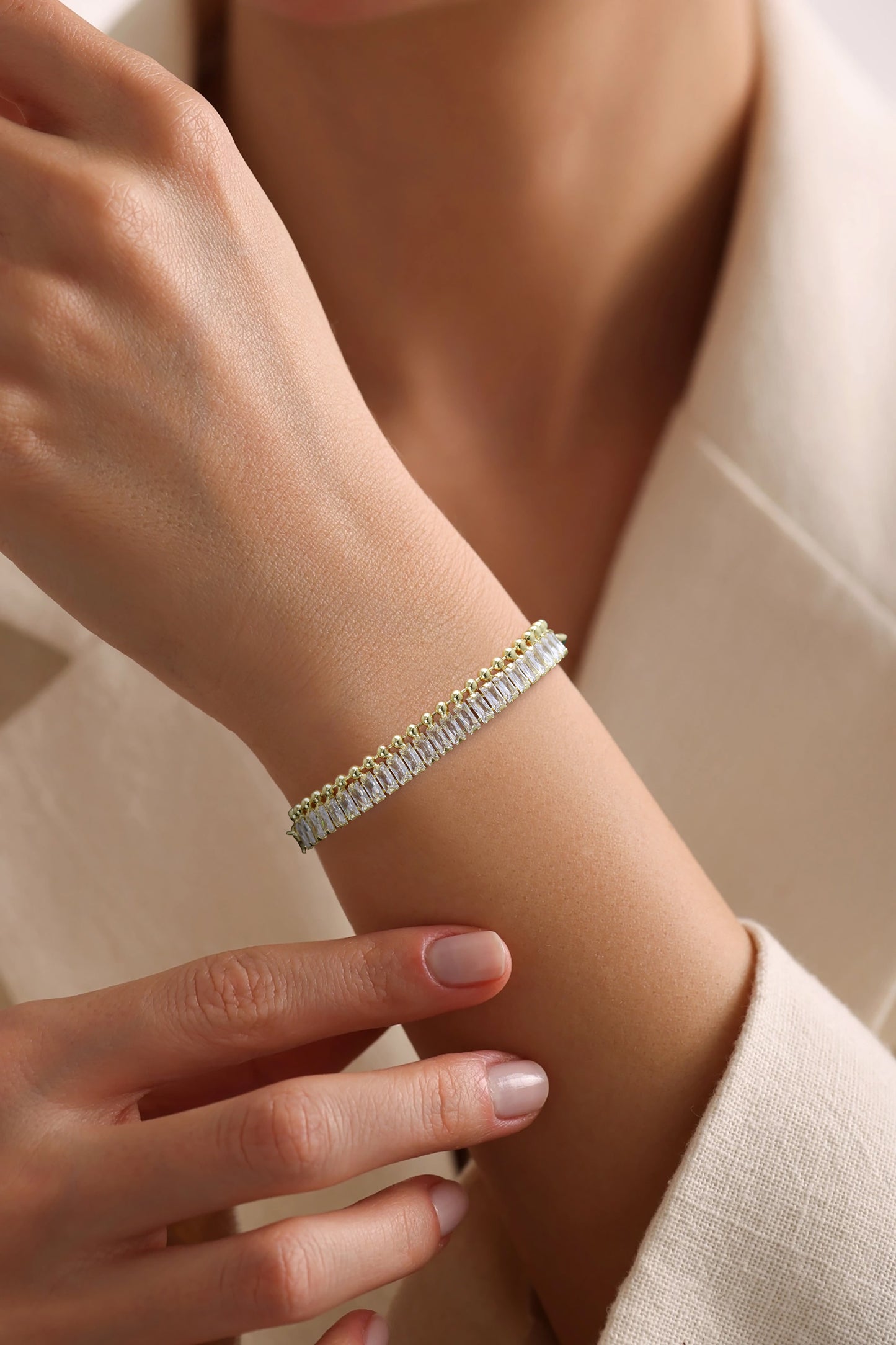 Aprilery Gold Chain Bracelet for Women Dainty Cubic Zirconia Link Bracelet Gold Trendy Bracelets Jewelry