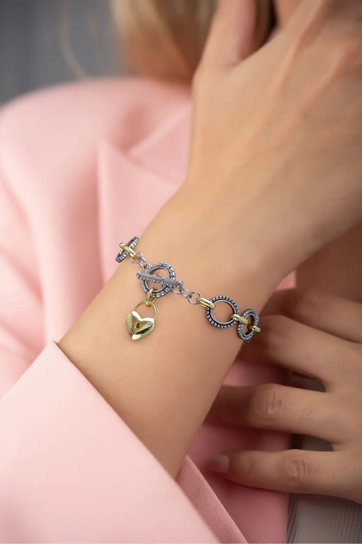 Aprilery Cable Link Bracelet for Women Two Tone Circle Chain Bangle Gold Locks and keys Link Bracelets Trendy Silver and Gold Bracelets Jewelry