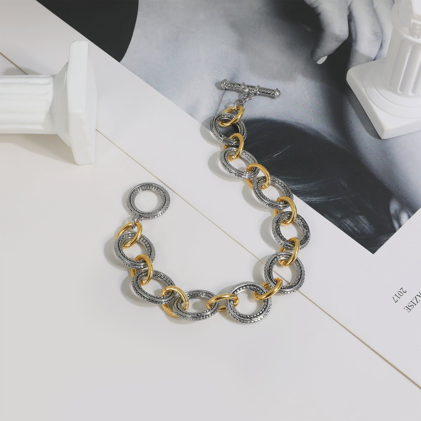 Aprilery Cable Link Bracelet for Women Two Tone Circle Chain Bangle Link Bracelets Trendy Gold and Silver Bracelets Jewelry