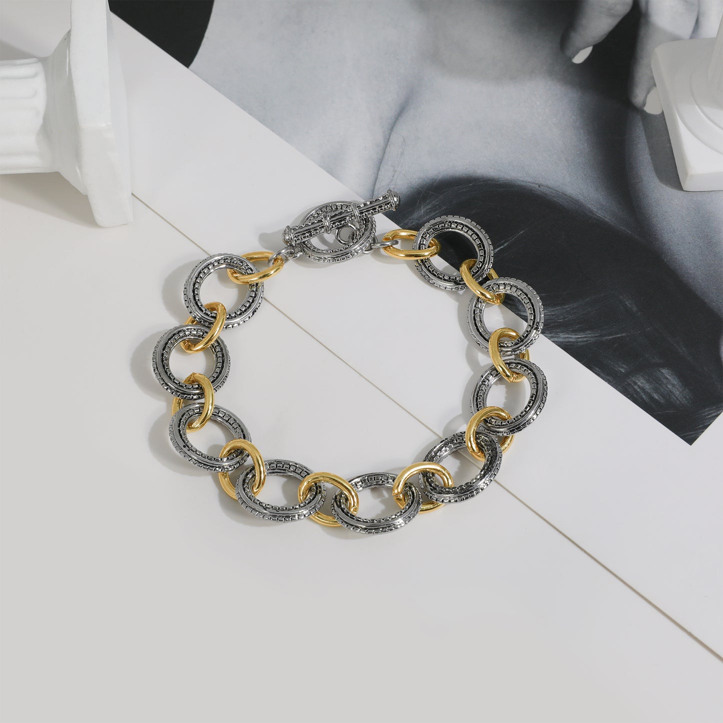 Aprilery Cable Link Bracelet for Women Two Tone Circle Chain Bangle Link Bracelets Trendy Gold and Silver Bracelets Jewelry