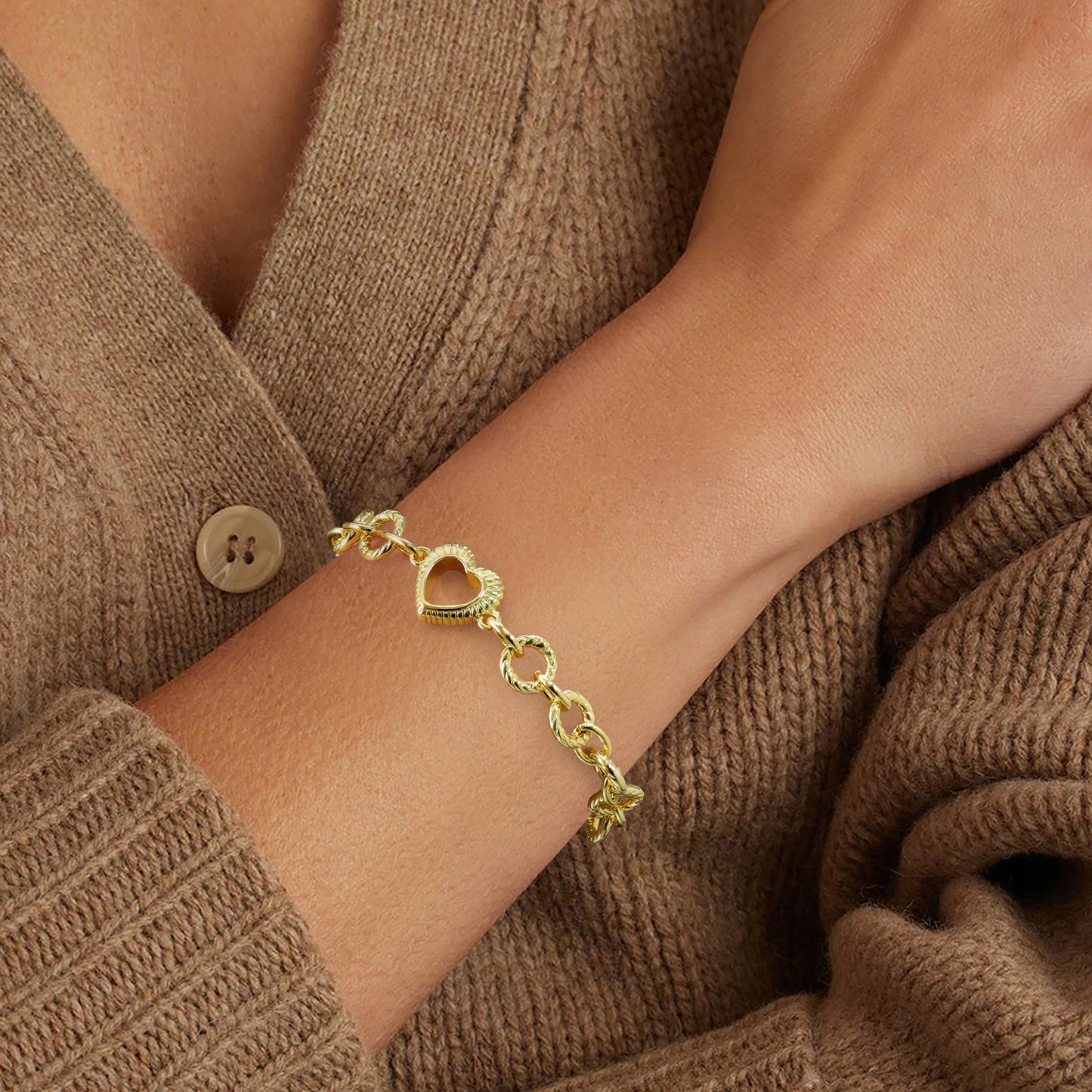 Aprilery Cable Link Bracelet for Women, Gold Circle Chain Bangle Heart Bracelets Trendy Silver and Gold Bracelets Jewelry