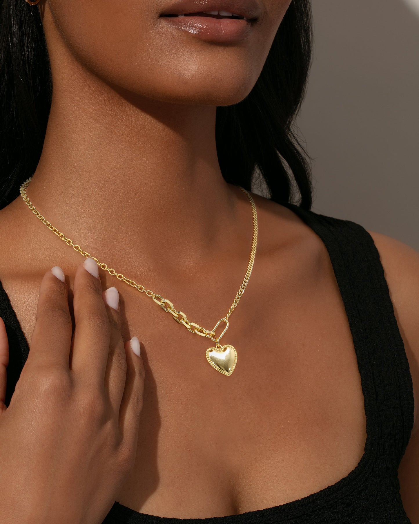 Aprilery Trendy Gold Chain Necklace for Women Heart Pendant Necklaces Jewelry Gifts