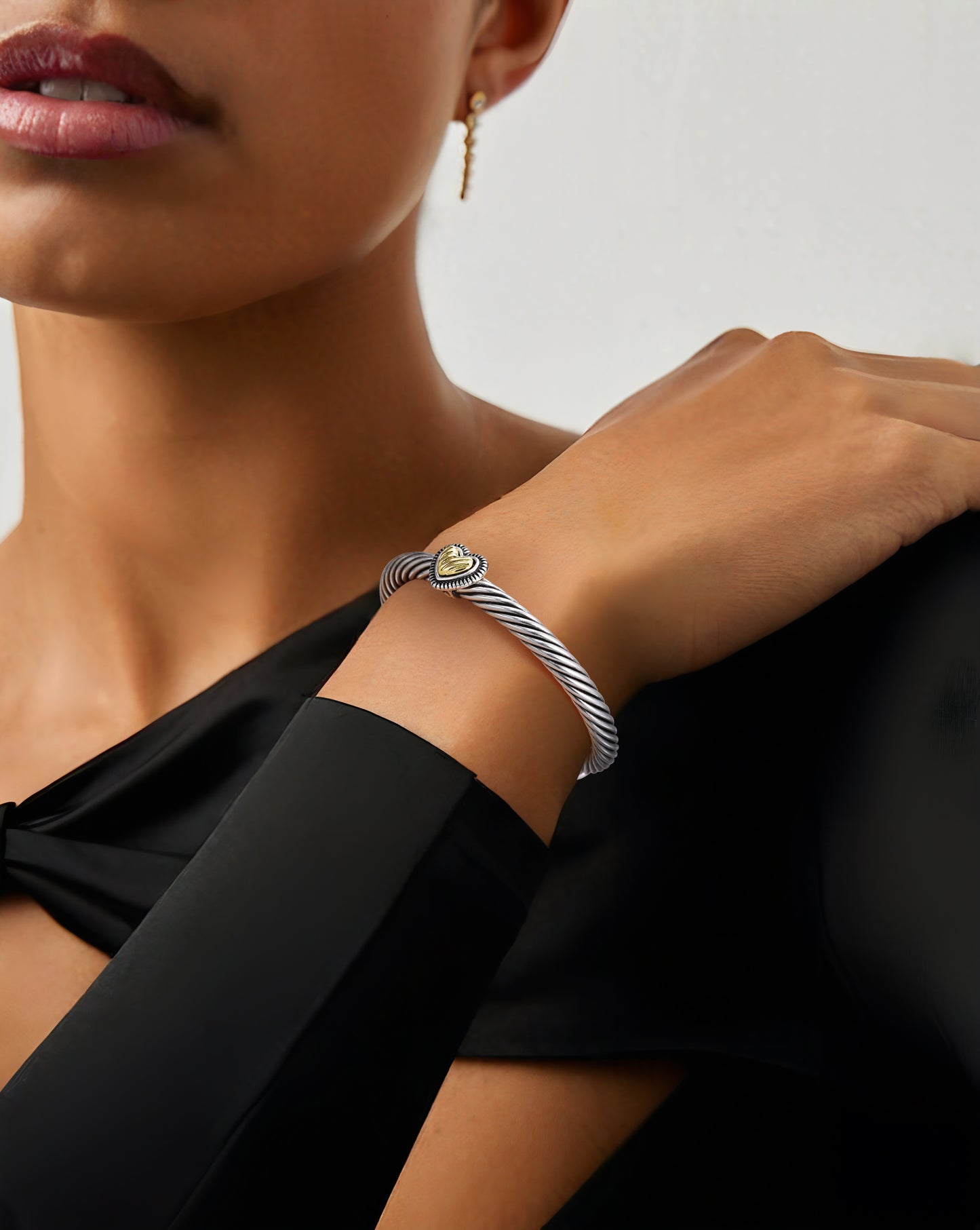 Aprilery Cuff Bracelet for Women Silver Wire Twisted Two Tone Cable Bracelet Gold Heart Cuff Bangle Vintage Bracelets Jewelry Gifts
