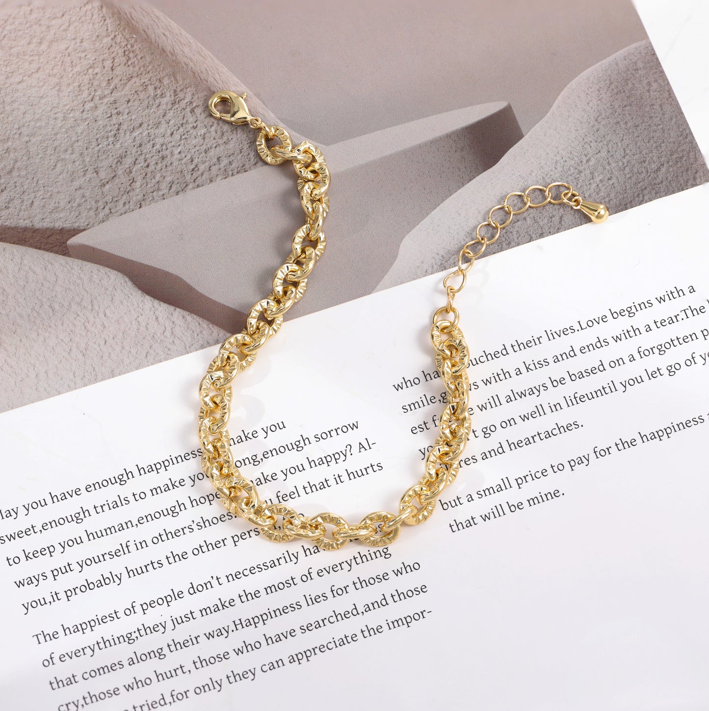 Aprilery Gold Link Bracelet for Women, Gold Circle Chain Bangle Bracelets Trendy Gold Bracelets Jewelry