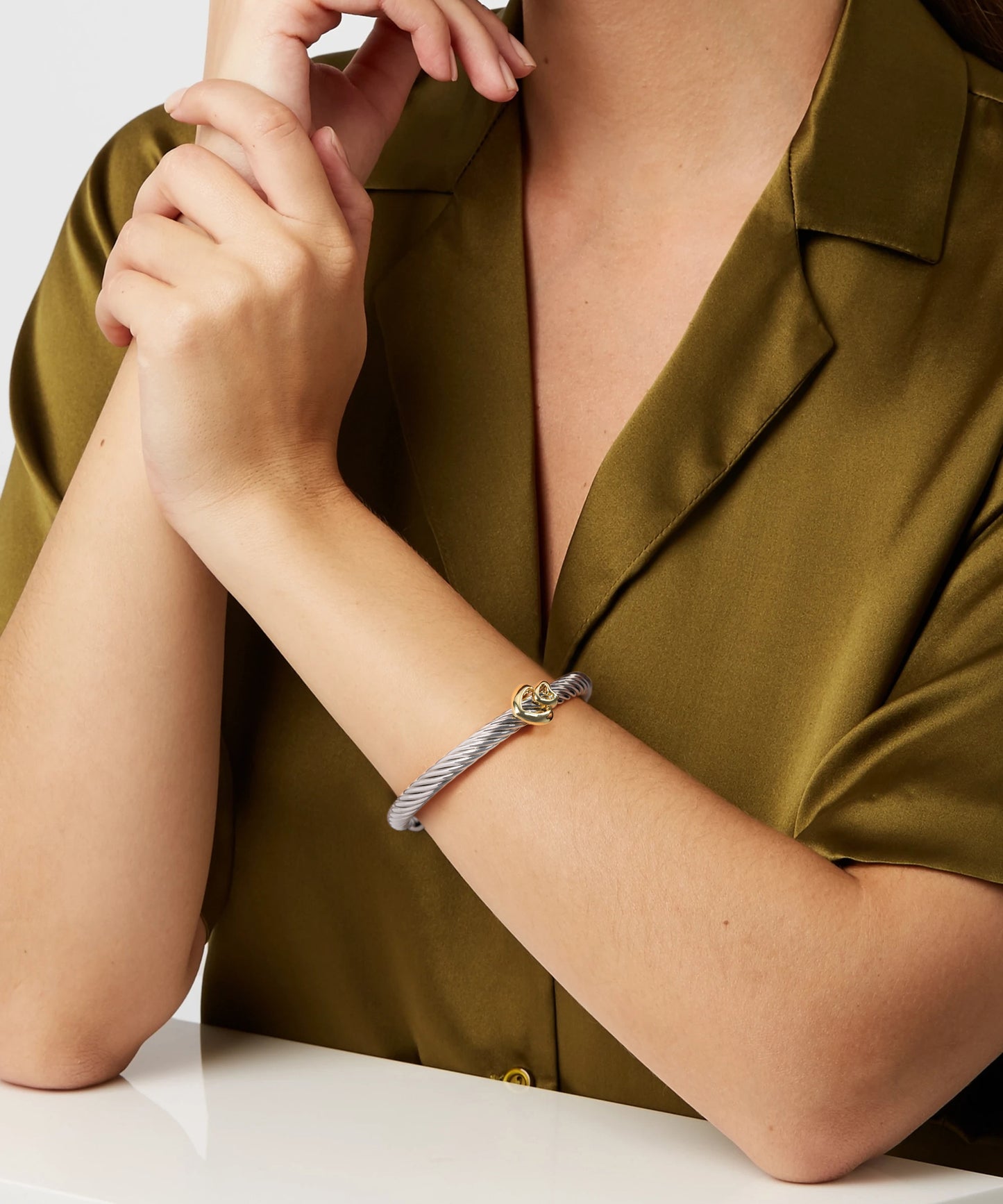 Aprilery Cuff Bracelet for Women Silver Wire Twisted Two Tone Cable Bracelet Gold Heart Cuff Bangle Vintage Bracelets Jewelry Gifts