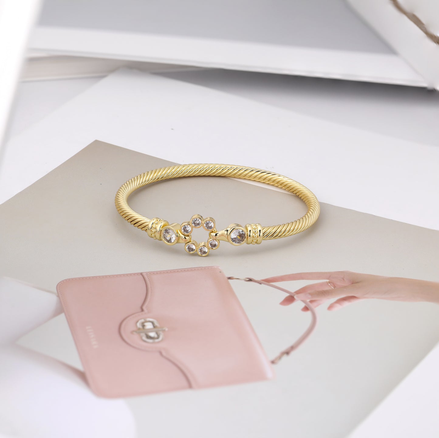 Aprilery Cuff Bracelets for Women Gold - Cable Bangle Bracelet Twisted Wire - Gold Hook Flower Vintage Mixed Metal Cuff Bracelets Jewelry Gift