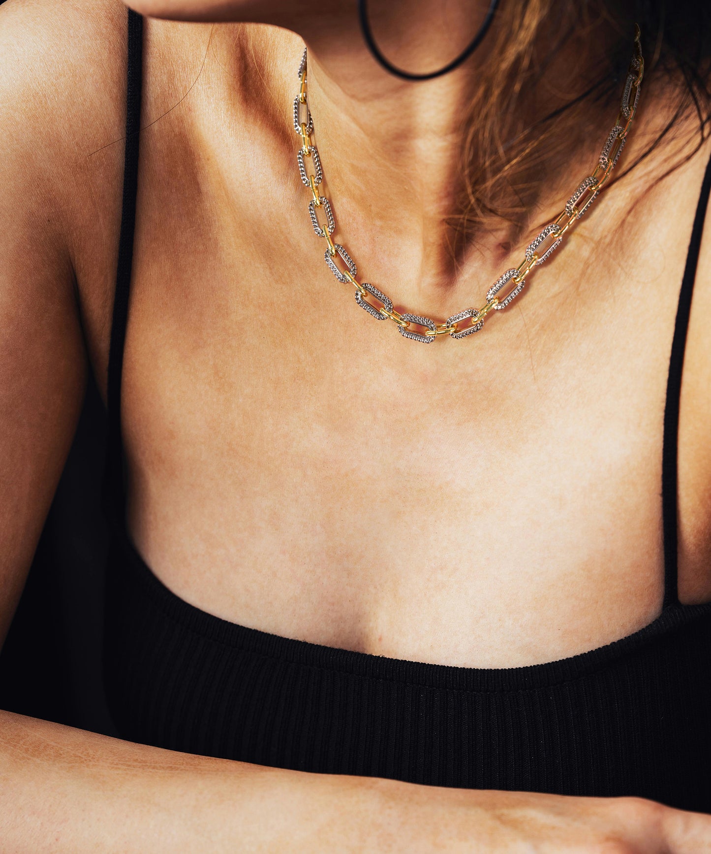 Aprilery Trendy Two Tone Cable Chain Necklace for Women Twist Wire Gold and Silver Necklaces Jewelry Gifts