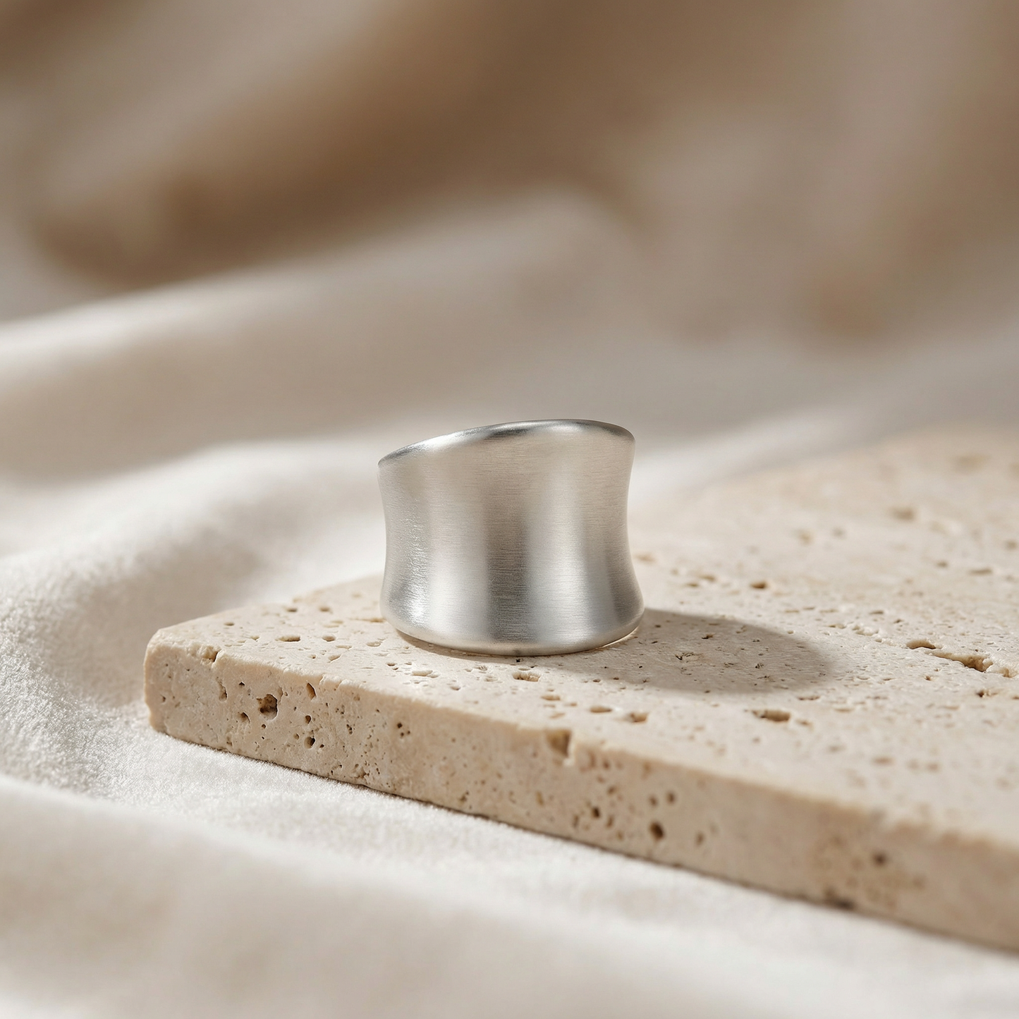 Gold and Silver Rings for Women Chunky Statement Rings Gold Plated Band Ring Wide Metal Square Rings Cocktail Costume Jewelry