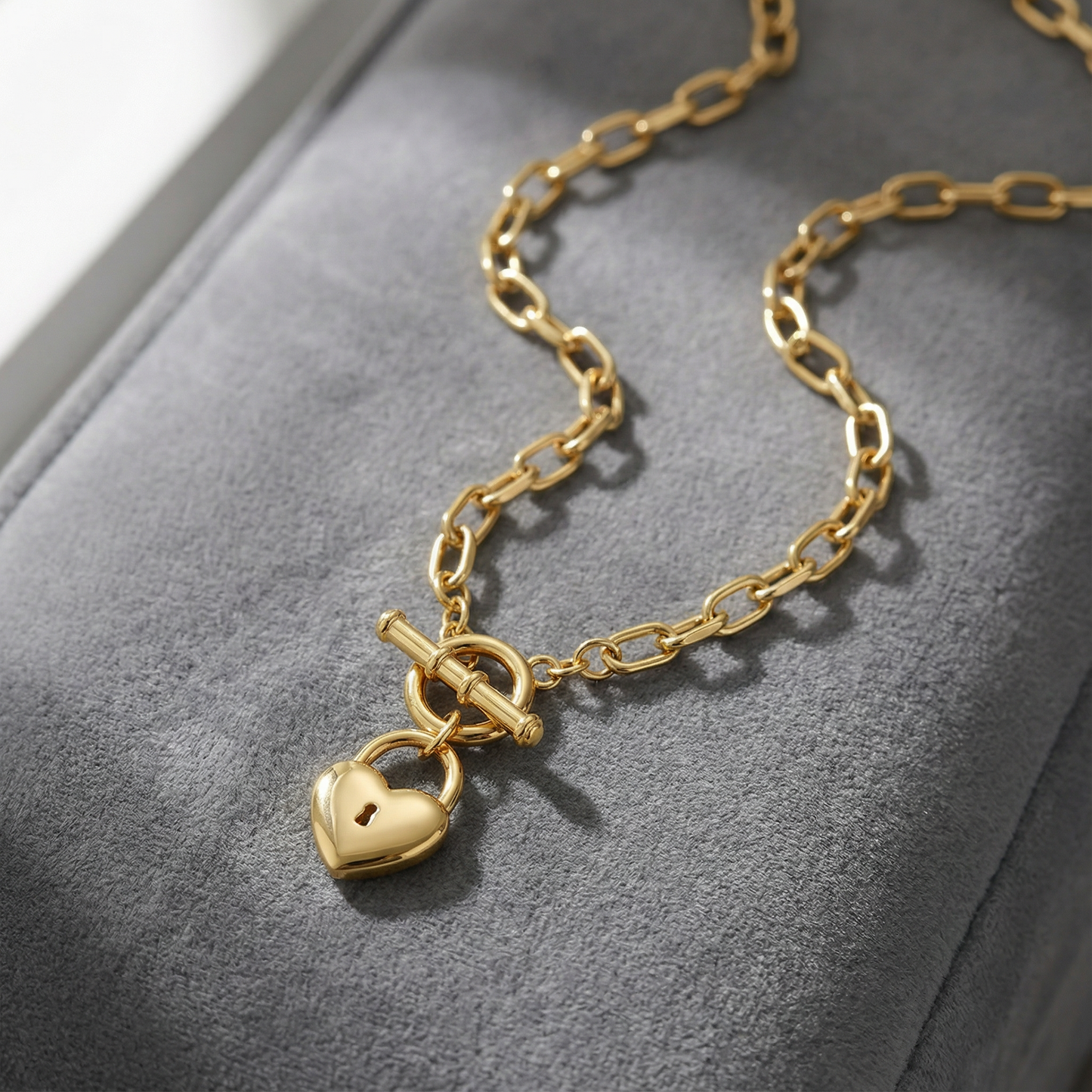 Aprilery Trendy Gold Chain Necklace for Women Lock and Key Pendant Necklaces Jewelry Gifts