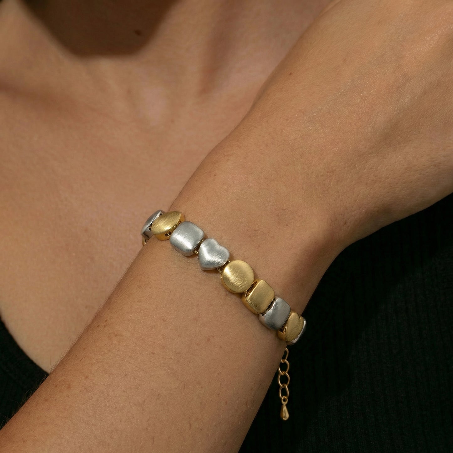 Aprilery Two Tone Geometric Charm Bracelet for Women, Gold Silver Mixed Metal Heart Square Link Bracelet, Trendy Fashion Jewelry Gift