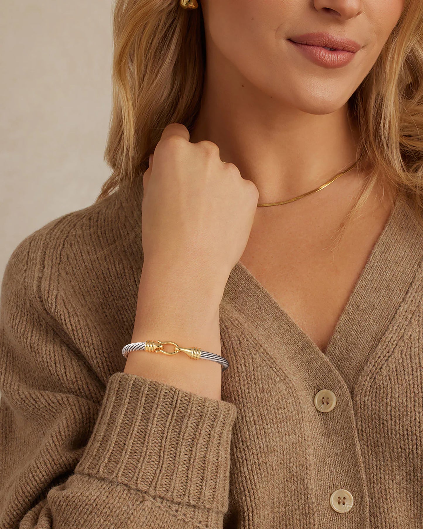 Aprilery Cuff Bracelets for Women Two Tone Cable Bangle Bracelet Twisted Silver Wire - Gold Hook Vintage Mixed Metal Cuff Bracelets Jewelry Gift