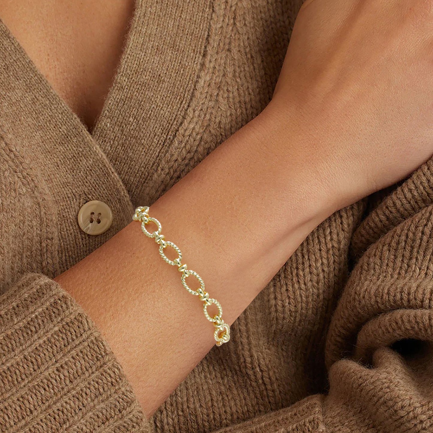 Aprilery Gold Link Bracelet for Women, Gold Circle Chain Bangle Bracelets Trendy Gold Bracelets Jewelry